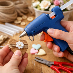 SÚNG BẮN KEO NẾN 